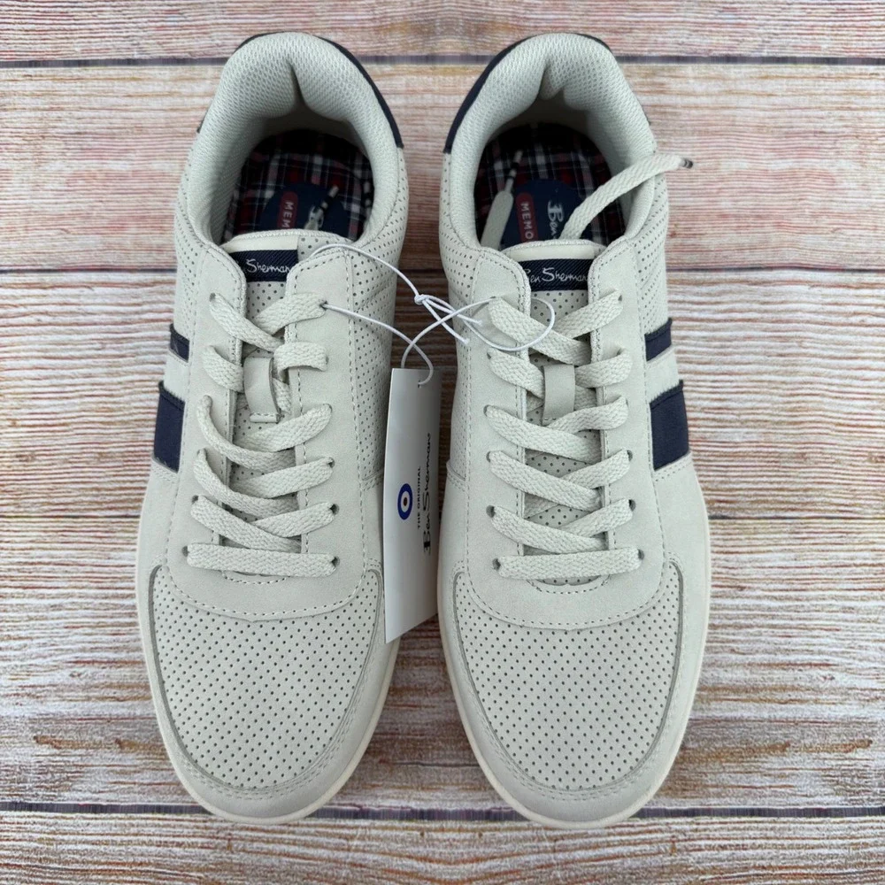 Ben Sherman low top
